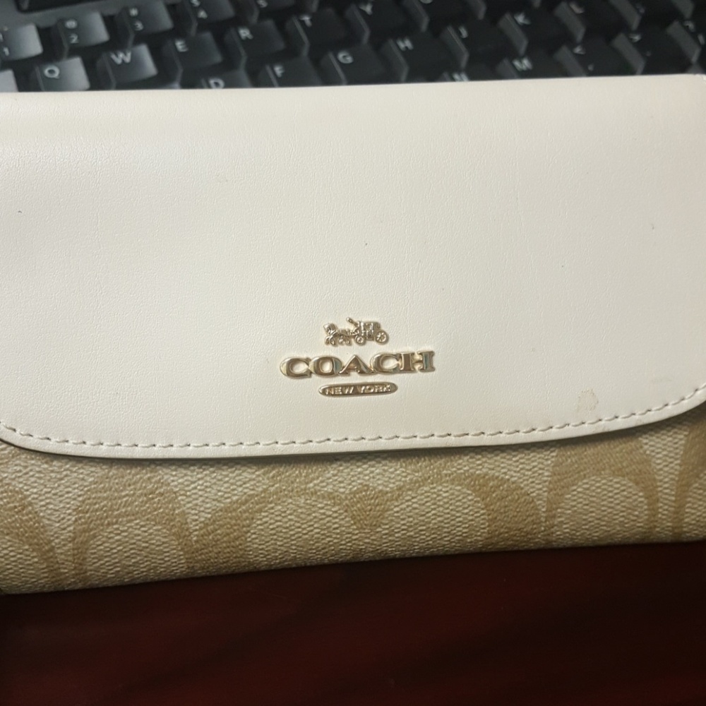 Coach wallet